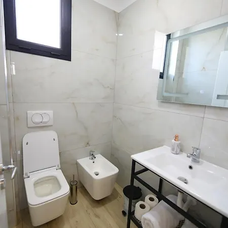 Ulcas Guest Huse 3* Vlorë