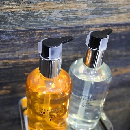 Ulcas Guest Huse Alojamento de Acomodação e Pequeno-almoço 3*