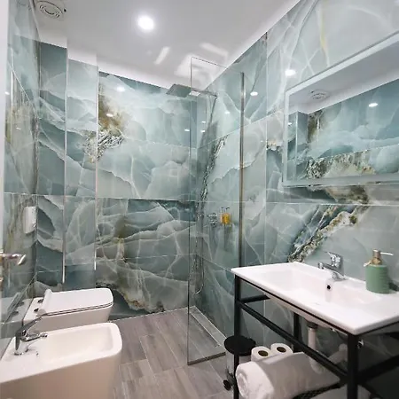 Ulcas Guest Huse فندق مبيت وإفطار *
