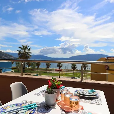 Ulcas Guest Huse Bed & Breakfast Vlorë