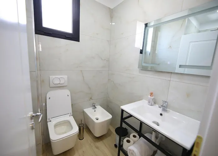 Ulcas Guest Huse 3* Avlonya