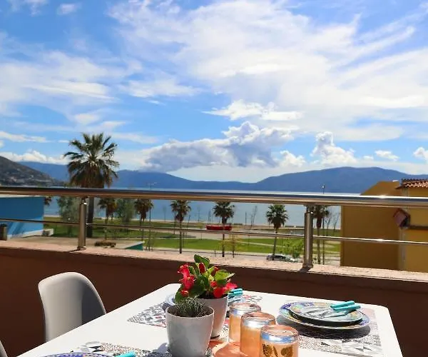 Ulcas Guest Huse Oda ve Kahvaltı Avlonya